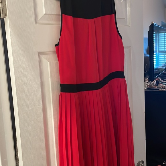 Michael Kors Dress - Picture 5 of 5